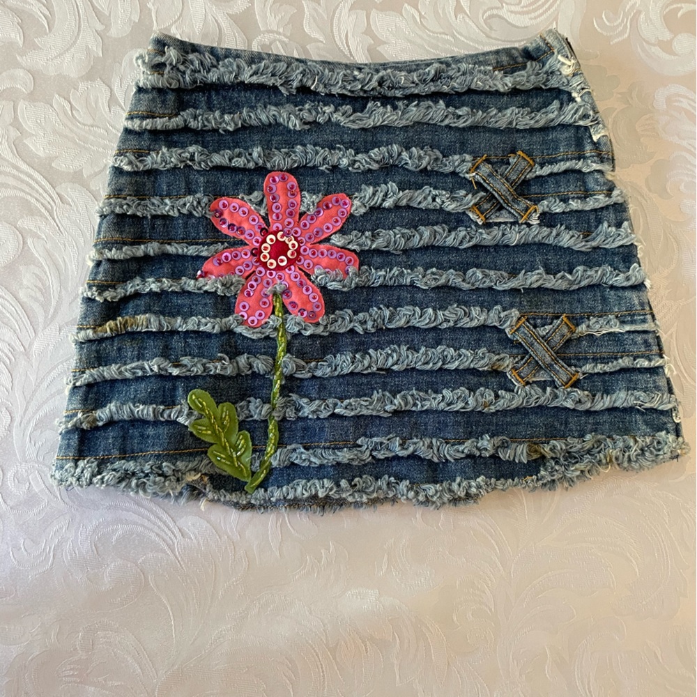 Iipstik denim flower skirt